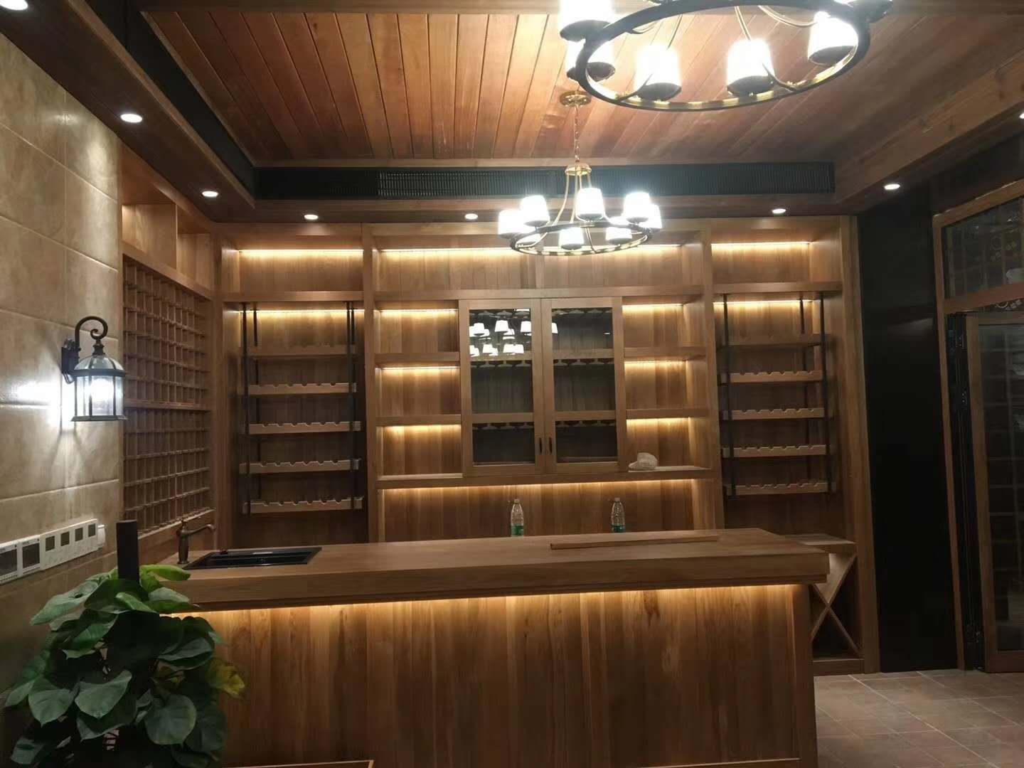 為何要安裝酒窖空調(diào)，您需要知道關(guān)于儲(chǔ)藏紅酒的環(huán)境